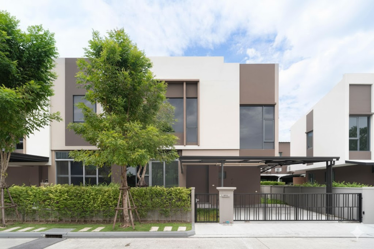 Onnut, Udomsuk : P-2936 For sale/rent semi-detached house Baan Klang Muang The Edition Sukhumvit - On Nut, ready to move in.