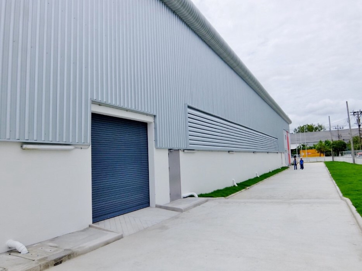 For RentFactorySamut Prakan,Samrong : Factory for rent The purple area in Bang Phli Industrial Estate has a factory license, size 1,847 sq m. You can move in in March '26.