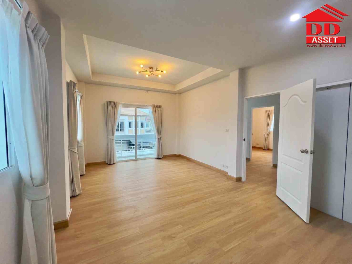 ขายบ้านนวมินทร์ รามอินทรา : ขายบ้านเดี่ยว บ้านลลิลแลนซีโอ (Lanceo Wongwaen-Ramintra) ถนนเลียบคลองสอวงแหวน-รามอินทรา รหัส : H8165