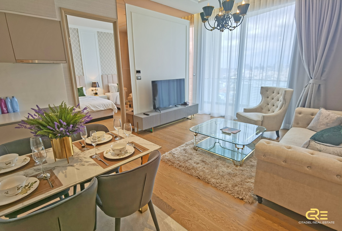 ให้เช่าคอนโดวงเวียนใหญ่ เจริญนคร : Magnolias Waterfront Residences - Luxury 1 Bed Condo for Rent! 