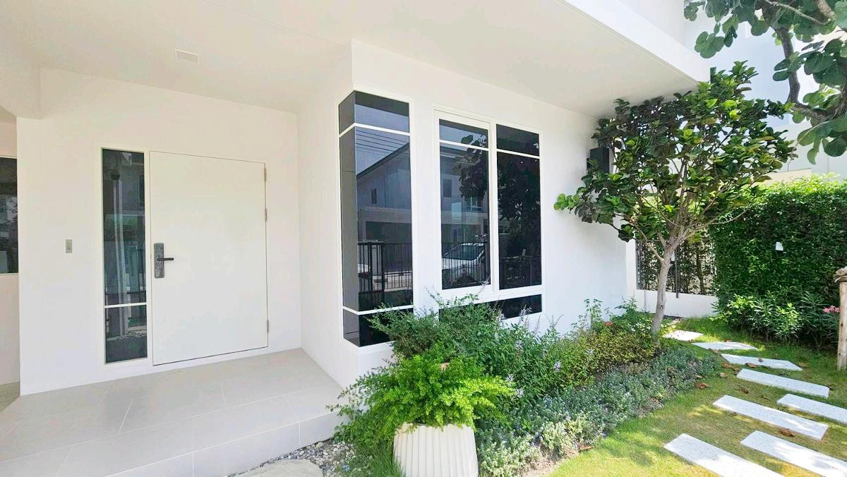 ขายบ้านพุทธมณฑล ศาลายา : ขาย Vie ปิ่นเกล้า-สาย 5 บ้านเดี่ยว 2 ชั้น เหมือนใหม่ 54 ตรว. 4 นอน 4 น้ำ พร้อมอยู่ 