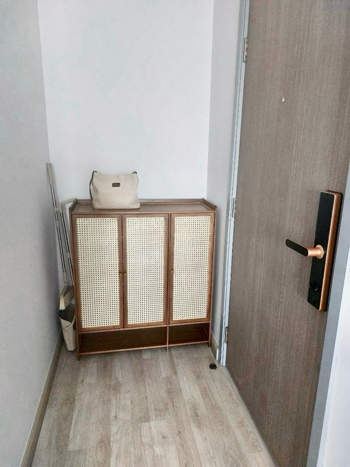 ให้เช่าคอนโดแจ้งวัฒนะ เมืองทอง : 📍โครงการ : กรีเน่ แจ้งวัฒนะ - เมืองทอง🚝 ใกล้ : MRT เมืองทองธานี 500 ม., ศูนย์ราชการแจ้งวัฒนะ💵 ราคาเช่า : 20,000 บาท / เดือน