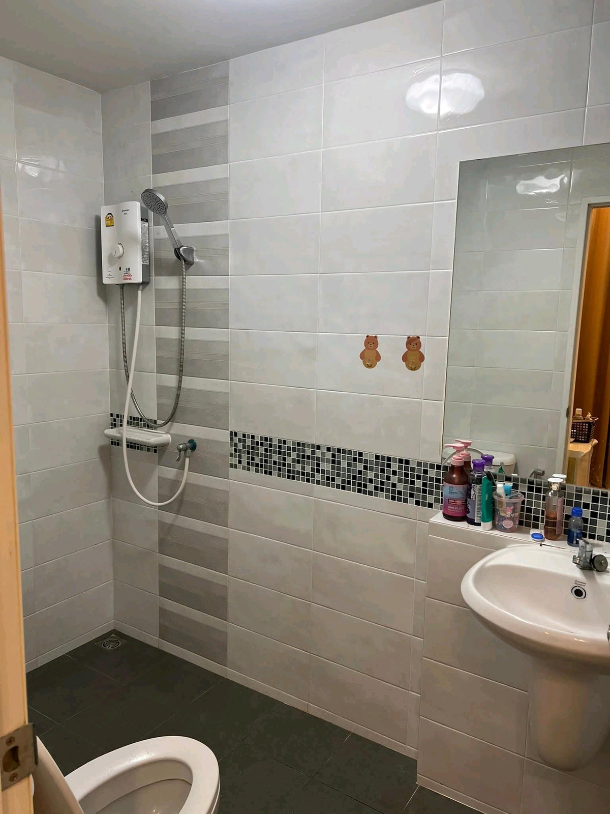 ให้เช่าทาวน์โฮมนวมินทร์ รามอินทรา : 🍃 บ้านสวย น่าอยู่ เงียบสงบ เป็นส่วนตัว เหมาะสำหรับครอบครัว หรือคนทำงานที่มองหาบ้านเฟอร์ครบ ใกล้เมือง ในราคาคุ้มค่า ✨