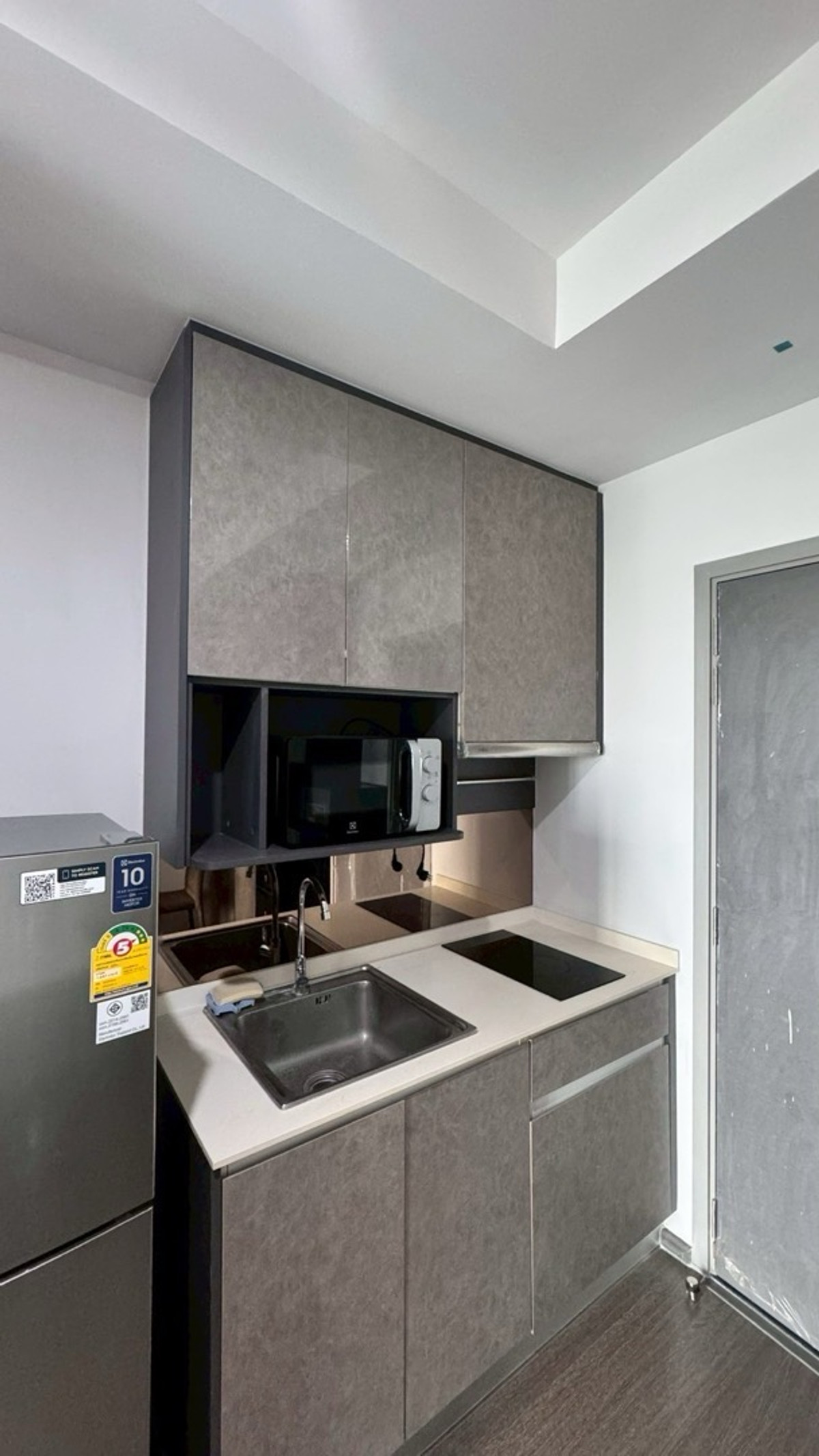 For RentCondoSapankwai,Jatujak : For rent 19,000, selling at a loss of 4.55 million, capital 5.5 million baht, 1 bedroom, 35 sq m, north, Chatuchak Park view, beautiful.