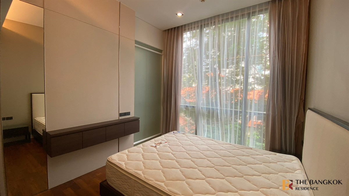 For RentCondoSukhumvit, Asoke, Thonglor :  Domus 16 & 18 💎 Spacious Luxury Living 🌟  Near BTS Asoke 