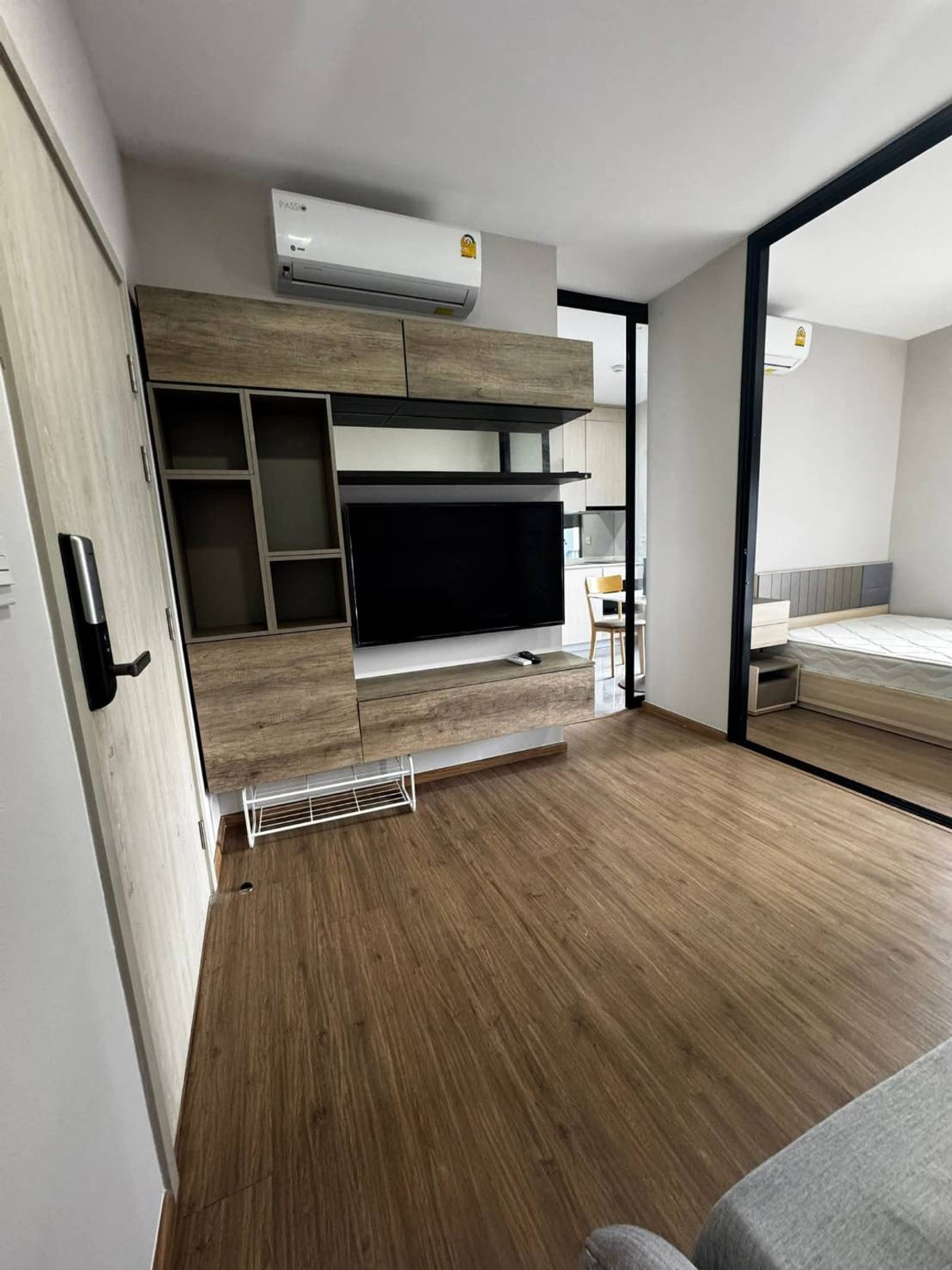 For RentCondoRamkhamhaeng, Hua Mak : Condo for rent, Metris Rama 9 - Ramkhamhaeng, convenient travel.