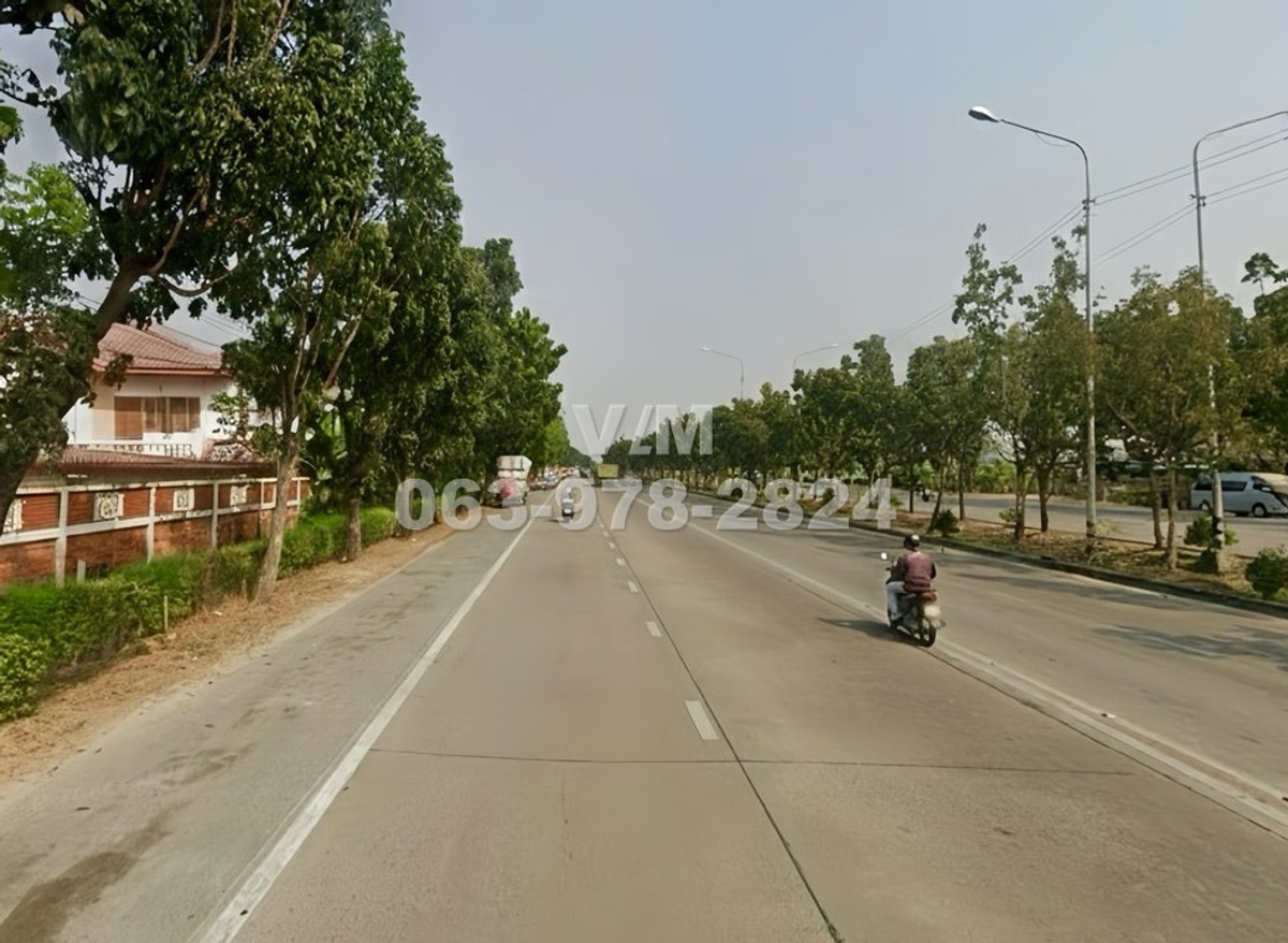 ขายที่ดินปิ่นเกล้า จรัญสนิทวงศ์ : ขายที่ดิน เมนถนนพุทธมณฑลสาย 1 แขวงฉิมพลี เขตตลิ่งชัน  เนื้อที่ 1-3-70 ไร่