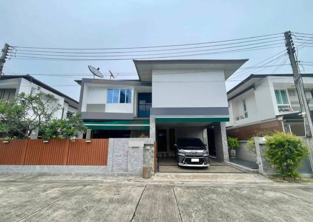 For RentHouseMahachai Samut Sakhon : Single house for rent, Porto Villa, Rama II, PORTO VILLA, beautifully decorated with furniture. Near Central Mahachai
