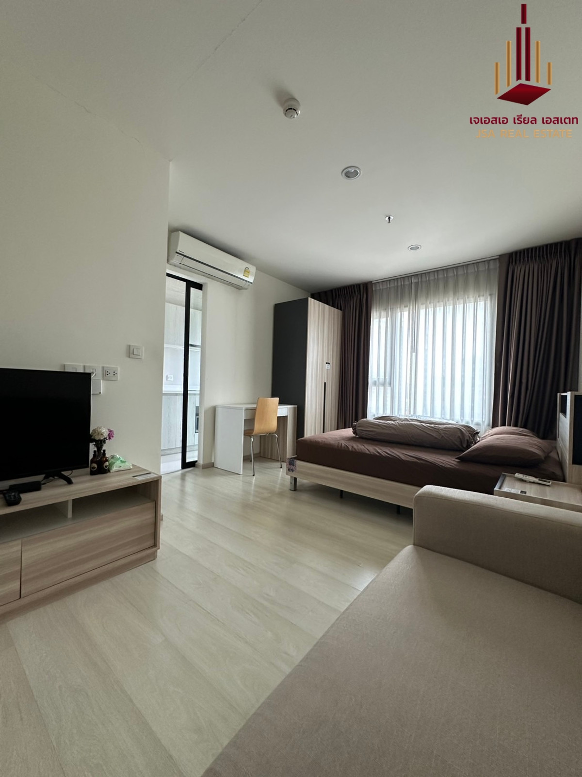 ให้เช่าคอนโดพระราม 9 เพชรบุรีตัดใหม่ RCA : ✨ For Rent: Life Asoke Condo ✨  💰 Only 16,000 THB/month