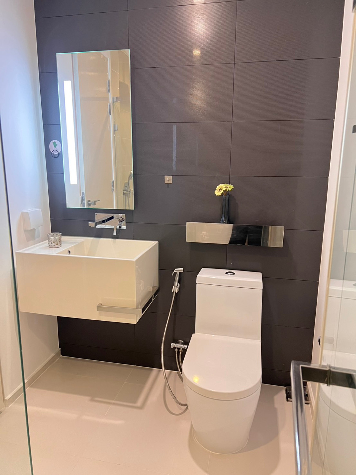 For RentCondoWongwianyai, Charoennakor : 🎁New Room // The Room Wongwianyai 2bed 2bath 77 Sqm Fullyfurnish 35,000-🎁