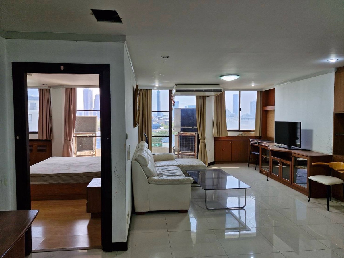 For SaleCondoSukhumvit, Asoke, Thonglor : 📍Condo for sale Supalai place sukhumvit39, size 2 bedrooms, 2 bathrooms, 97 sq m, price 5.99 MB, beautiful room, fully furnished, ready to move in, very good condition!!! Best price in the market Heart of Phrom Phong Call: 0887532858 Prai