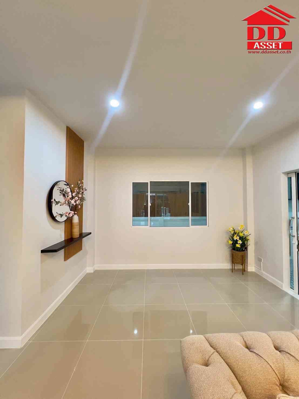 ขายบ้านนวมินทร์ รามอินทรา : ขายบ้านเดี่ยว บ้านลลิลแลนซีโอ (Lanceo Wongwaen-Ramintra) ถนนเลียบคลองสอวงแหวน-รามอินทรา รหัส : H8165