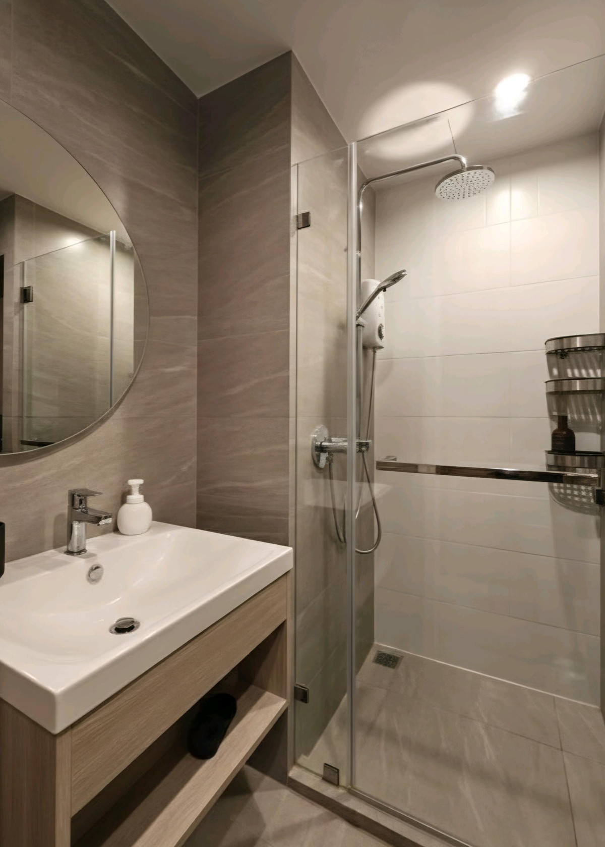 ให้เช่าคอนโดวงเวียนใหญ่ เจริญนคร : 🔥ให้เช่าด่วน🔥เรฟเฟอเรนซ์ สาทร - วงเวียนใหญ่ ใกล้ BTS เพียง 130 ม. ห้องสวย เฟอร์ครบ พร้อมอยู่ ห้องสวย ชั้นสูง ใกล้ Iconsiam เดินทางสะดวก