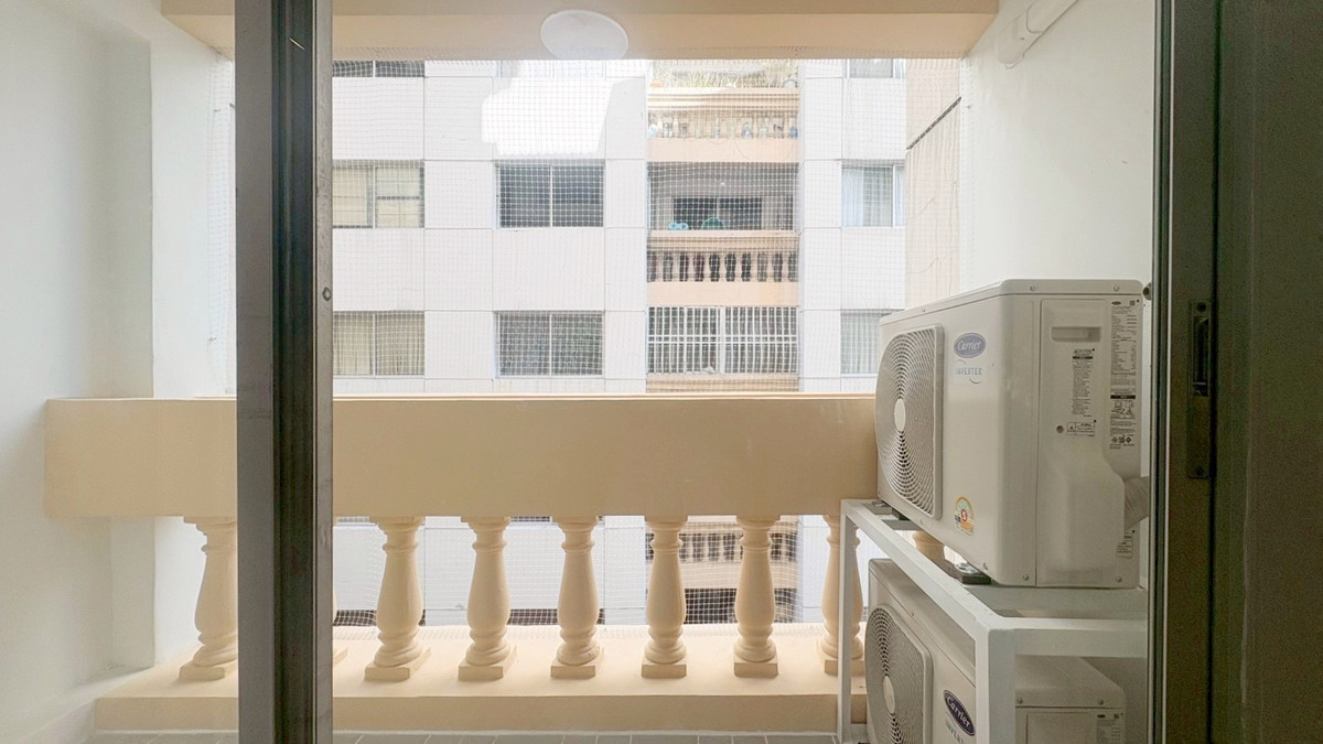 ขายคอนโดลาดพร้าว เซ็นทรัลลาดพร้าว : ✨ อยู่เองก็ฟิน ลงทุนก็ปัง 💰 คอนโดใกล้ห้าง << Century Park Condominium >> ผ่อนเพียง 6xxx บาท