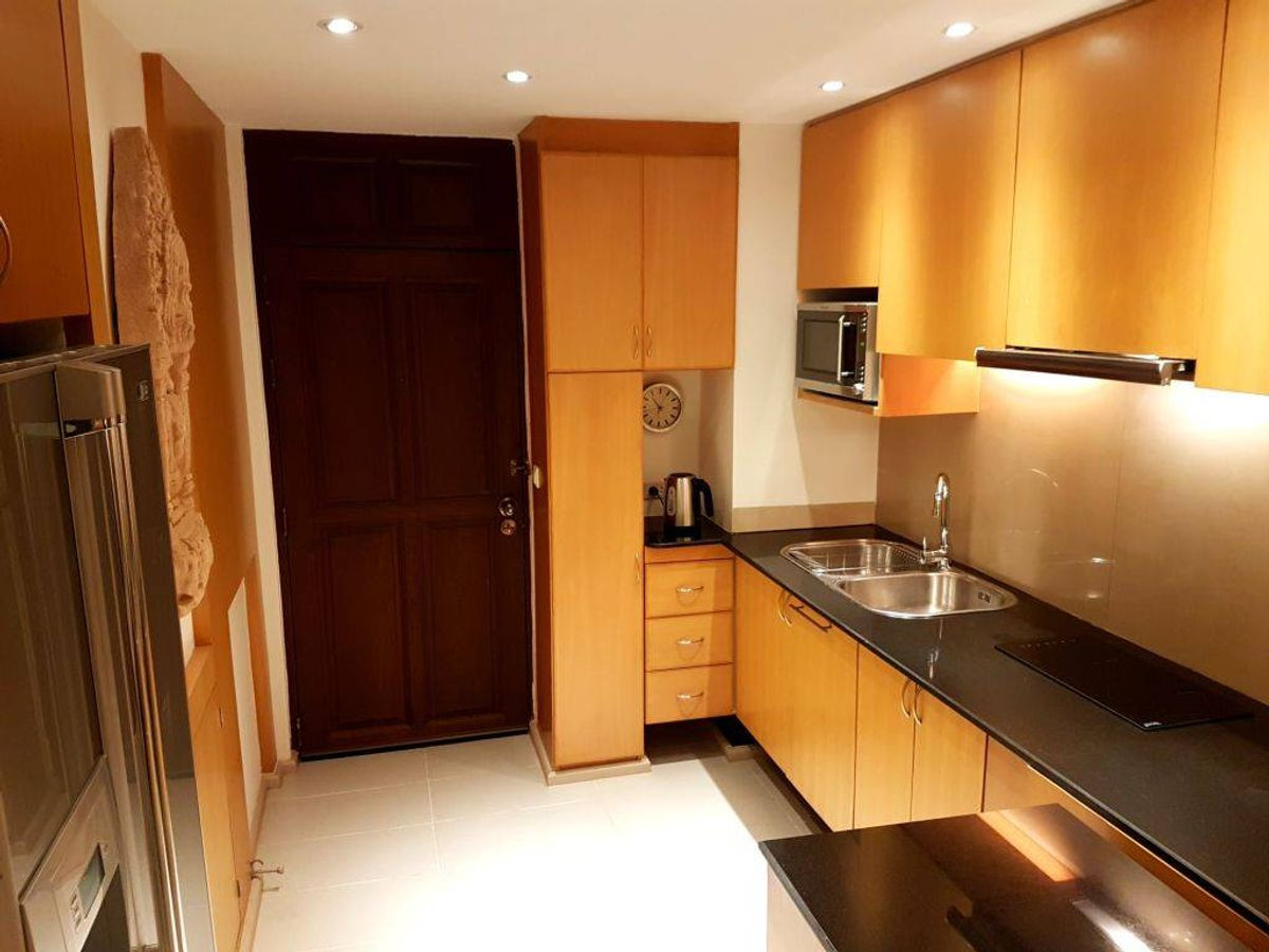 ขายคอนโดสีลม ศาลาแดง บางรัก : Green Point Silom / 2 Bedrooms (SALE WITH TENANT), กรีนพอยท์ สีลม / 2 Bedrooms (ขายพร้อมผู้เช่า) PT002