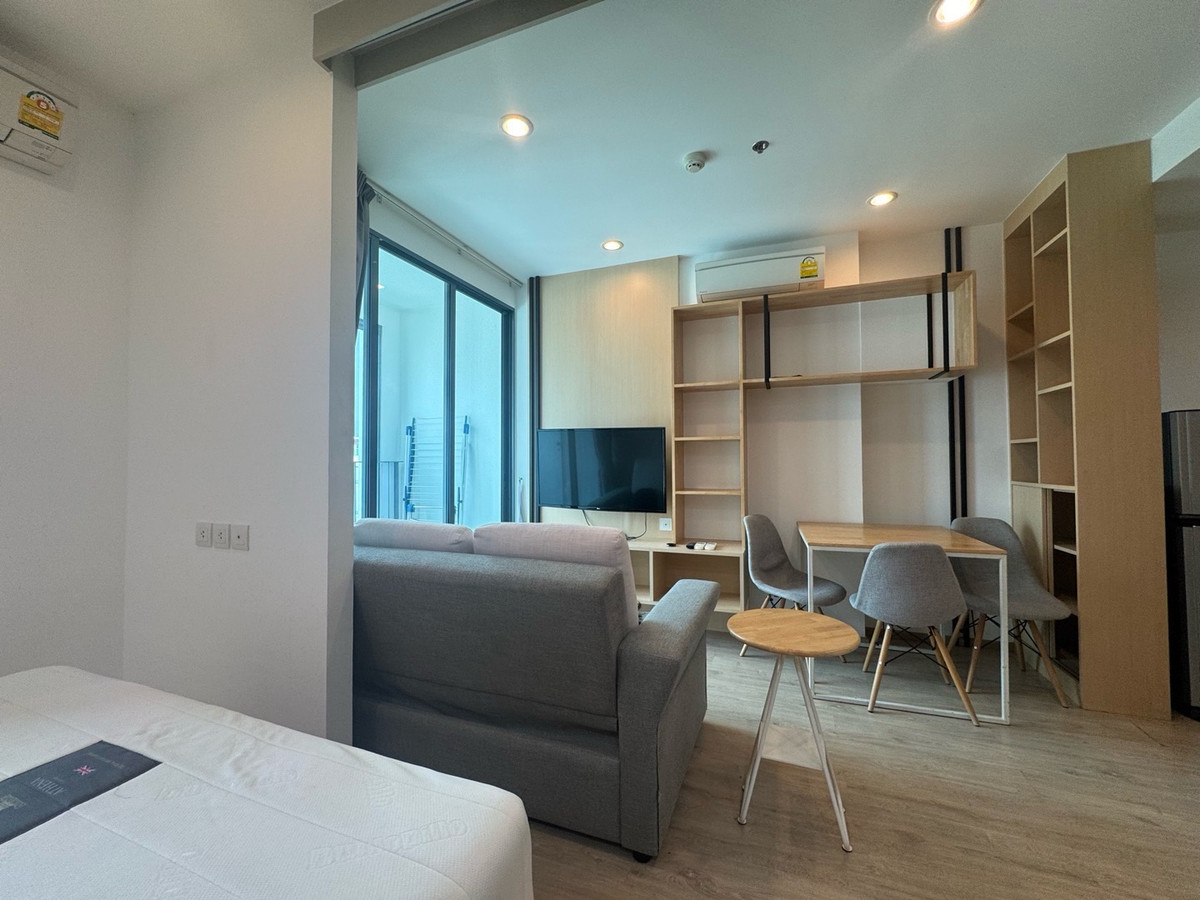 ขายคอนโดสยาม จุฬา สามย่าน : ขายคอนโด IDEO Q Chula–Samyan📍 ทำเลทองใจกลางสามย่าน ใกล้จุฬาลงกรณ์มหาวิทยาลัย 1 Bed 32ตร.ม ราคา 5.5 ล้านบาทPhat: 064-642-8664Nui: 094-624-2014