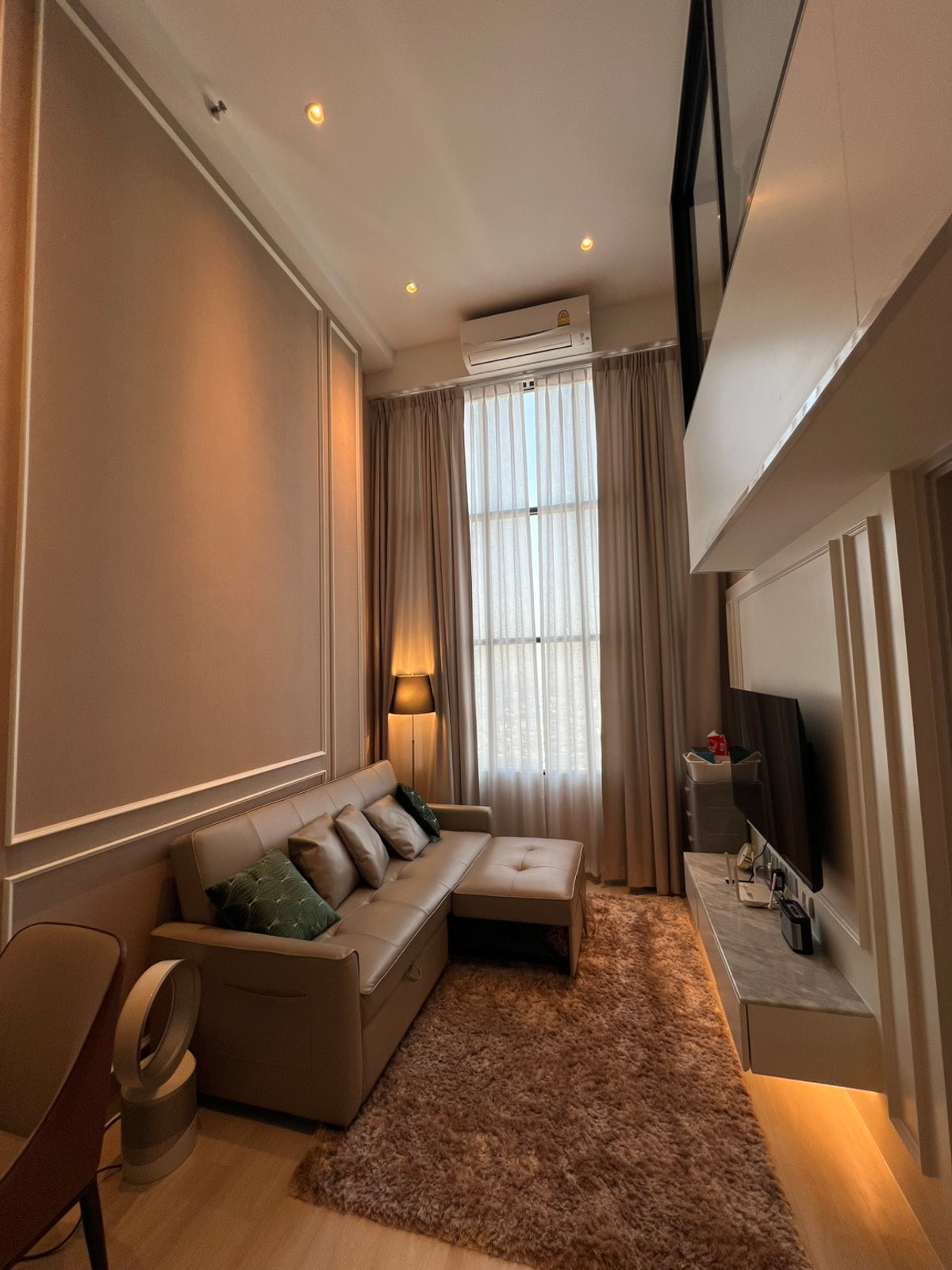 คอนโดสาทร นราธิวาส : 🏢 For Rent : ไนท์บริดจ์ ไพร์ม สาทร 🛏 ประเภท: 1 ห้องนอน 1 ห้องน้ำ 📏 ขนาด: 44 ตร.ม. 💰 ราคา: 32,000 บาท/เดือน (ขาย 6.5 M) 📍 ทำเล: ใจกลางเมือง เดินทางสะดวก