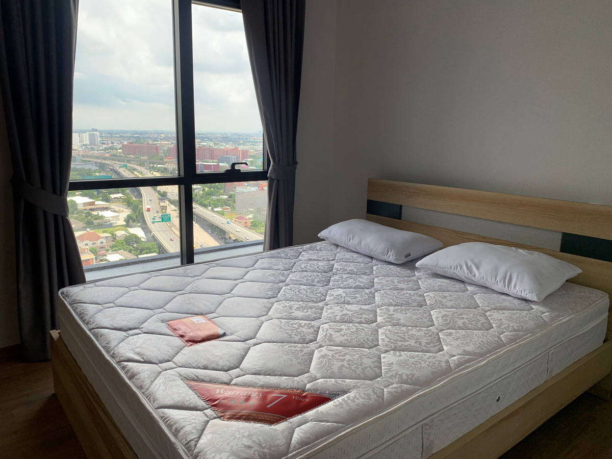 For RentCondoRamkhamhaeng, Hua Mak : Condo for rent Metris Rama 9-Ramkhamheang *near Airport Link Ramkhamhaeng Station*