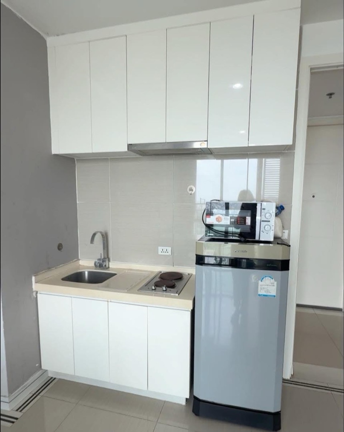 ให้เช่าคอนโดพระราม 9 เพชรบุรีตัดใหม่ RCA : ให้เช่า TC Green rama 9(ทีซี กรีน พระราม9) 1 ห้องนอน 1ห้องน้ำ 38 ตรม.  ตึก B ชั้น 30 วิวเมืองสวย ไม่บล็อค เฟอร์และเครื่องใช้ไฟฟ้าครบ 14,000 บาท