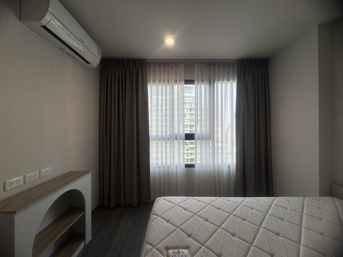 ขายคอนโดสยาม จุฬา สามย่าน : IDEO Chula–Samyan ทำเลใจกลางสามย่าน ใกล้จุฬาฯ ขนาด 34 ตร.ม. (ขายพร้อมผู้เช่า)ราคา 6.49 ล้านบาทPhat 064-642-8664Nui 094-624-2014