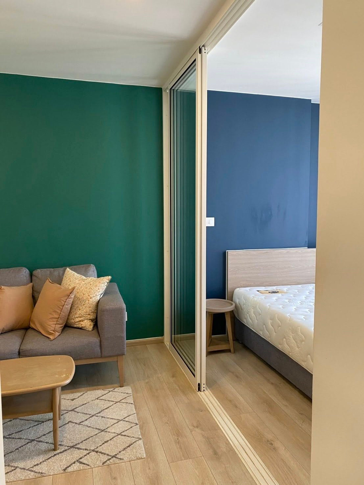 For RentCondoOnnut, Udomsuk : Condo for rent, Chambers On Nut, near BTS On Nut station, fully furnished, ready to move in. electrical appliance