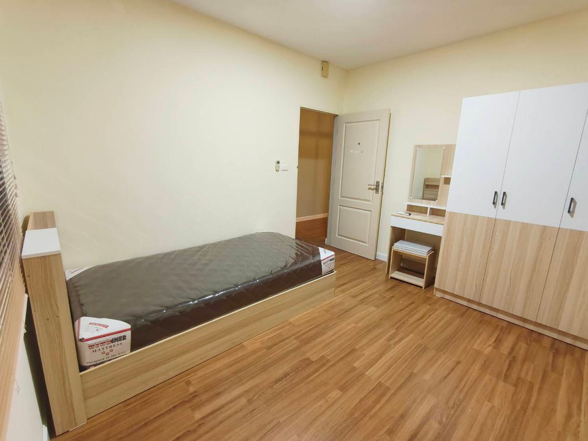 For RentHousePattanakan, Srinakarin : Mantana Rama 9 - Srinakarin / 5 Bedrooms (FOR RENT) BZD065