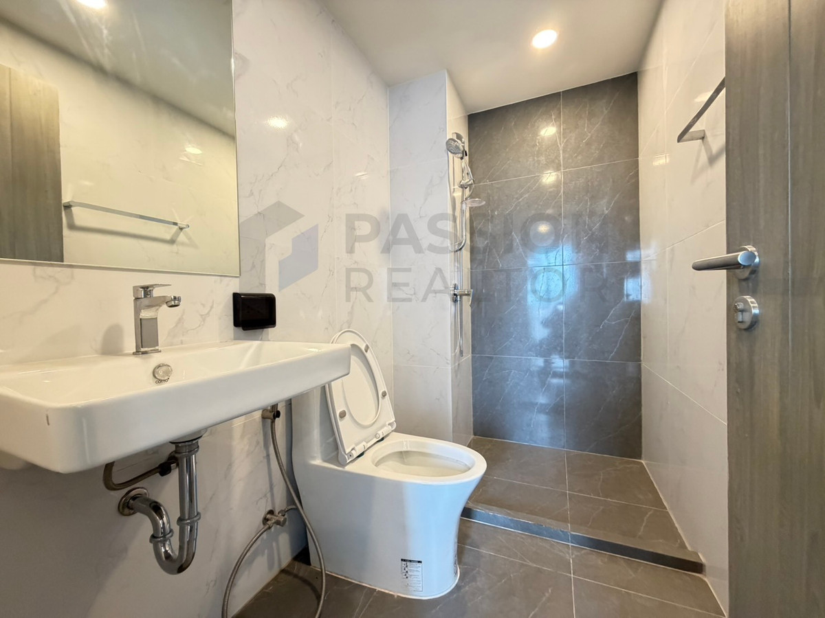 ให้เช่าคอนโดปิ่นเกล้า จรัญสนิทวงศ์ : 🏢 For Rent (Not Pet Friendly): ออริจิ้น ปลั๊ก แอนด์ เพลย์ สิรินธร 🛏 ประเภท: 1 ห้องนอน 1 ห้องน้ำ 📏 ขนาด: 25 ตร.ม. 💰 ราคา: 12,000 บาท/เดือน 📍 ทำเล: ใกล้รถไฟฟ้า เดินทางสะดวก