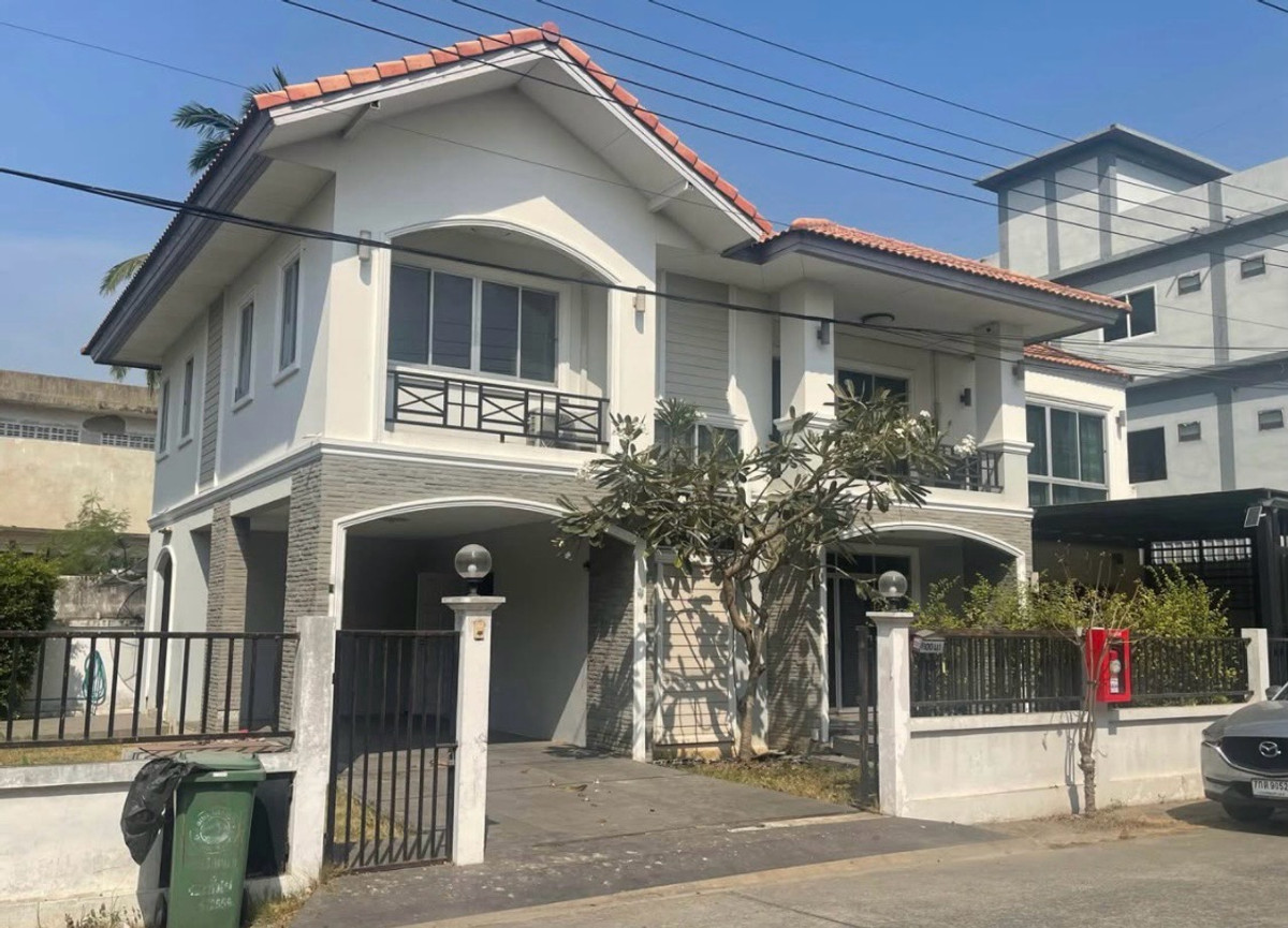 ให้เช่าบ้านนนทบุรี บางใหญ่ บางบัวทอง : ให้เช่าบ้านเดี่ยว 2 ชั้น หลังใหญ่ นอกโครงการ ทำเลดีติดถนนหลัก บางกรวย–ไทรน้อย อ.ไทรน้อย จ.นนทบุรี บ้านสภาพดี พร้อมเข้าอยู่ได้ทันที