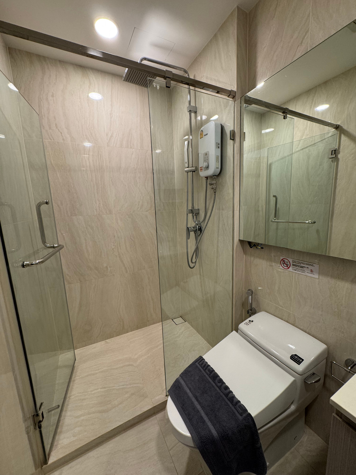 ให้เช่าคอนโดสุขุมวิท อโศก ทองหล่อ : **FOR RENT: Chewathai Residence Thonglor | 1 Bed (33sqm) | Closed Kitchen | Private View 🌿 Only 27,000 THB! negotiable**