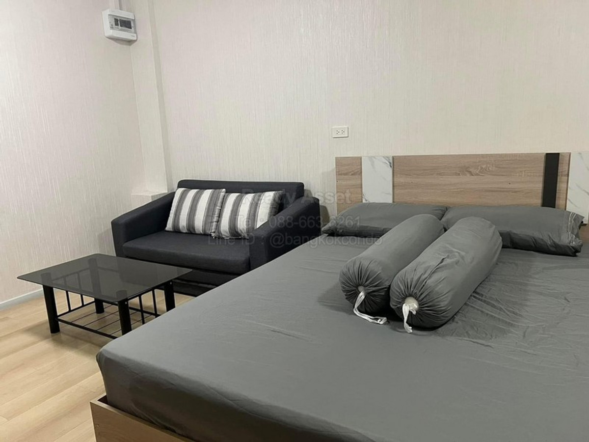 For RentCondoBang kae, Phetkasem : CR6901-0015 Condo for rent Bangkae City 24.5 sq m 1 bedroom 8th floor near MRT Lak Song.