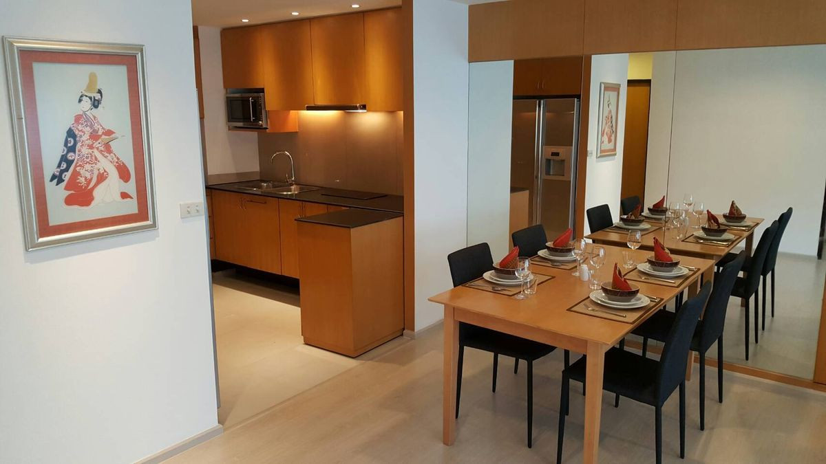 ขายคอนโดสีลม ศาลาแดง บางรัก : Green Point Silom / 2 Bedrooms (SALE WITH TENANT), กรีนพอยท์ สีลม / 2 Bedrooms (ขายพร้อมผู้เช่า) PT002