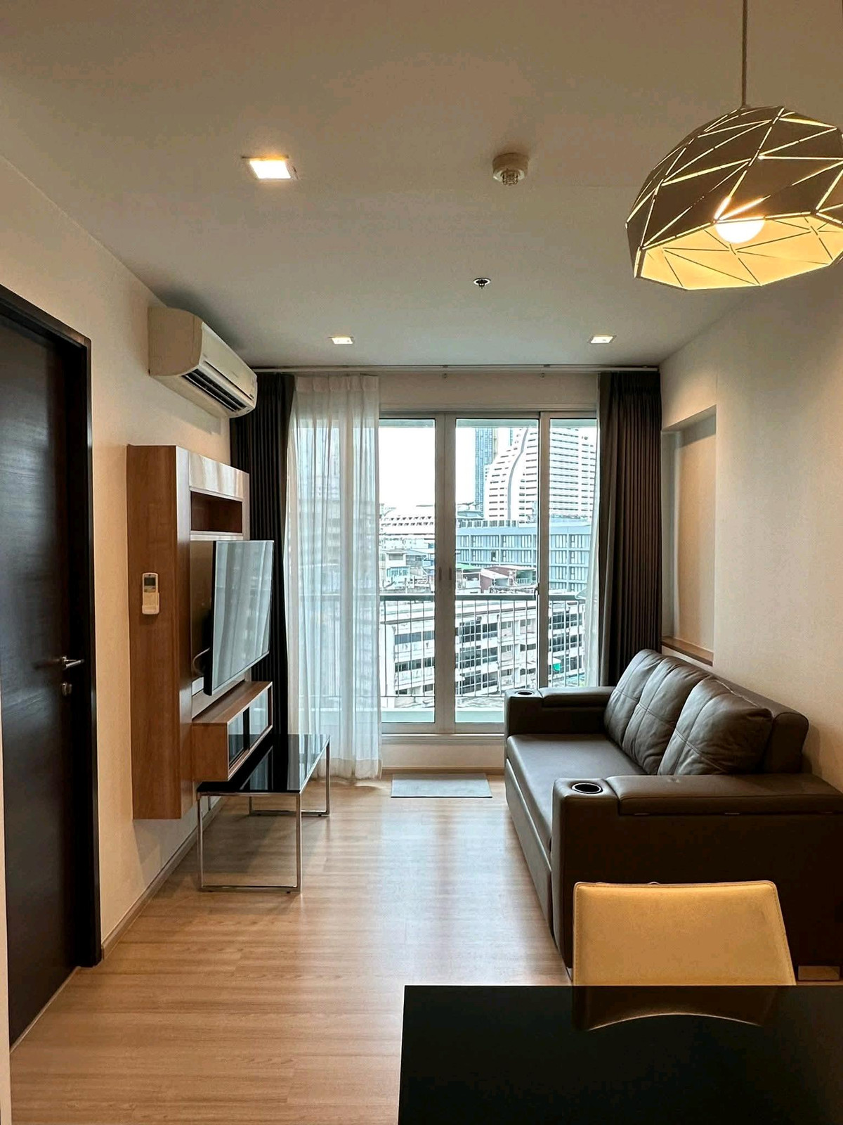 ให้เช่าคอนโดสาทร นราธิวาส : 💫💫Beautiful 1 Bedroom with Best Price💫💫