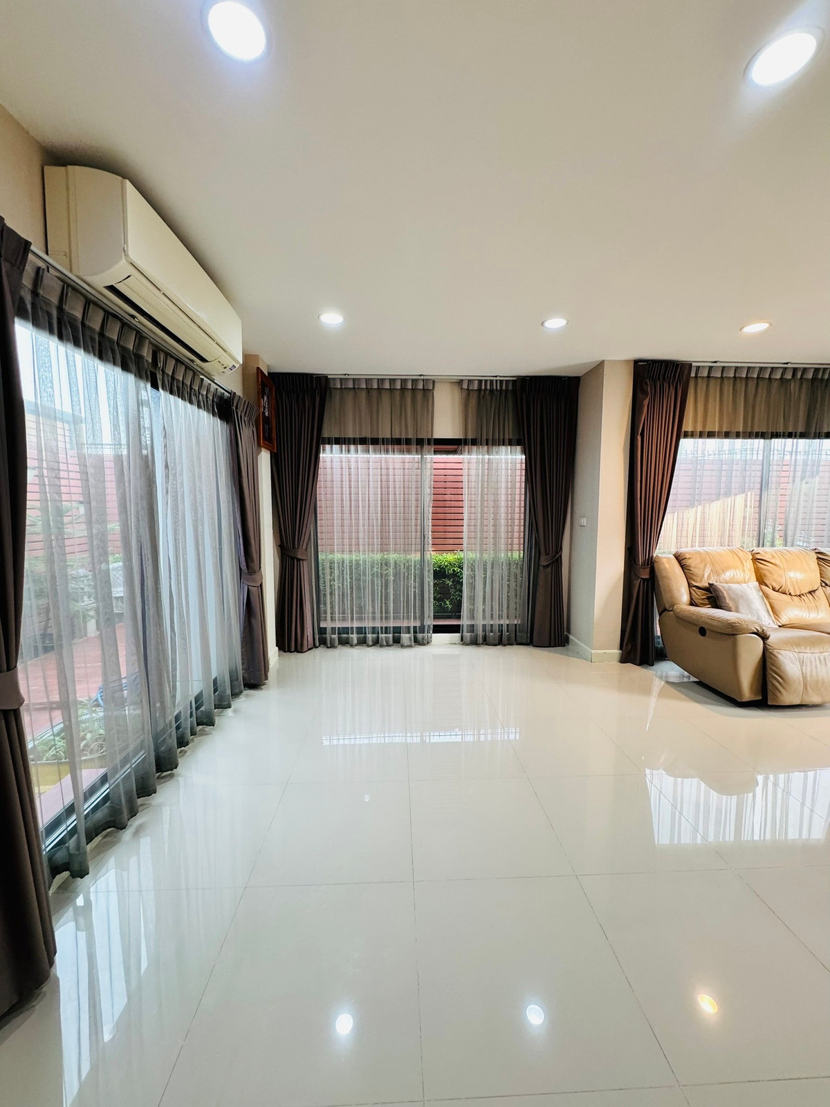 ขายบ้านปิ่นเกล้า จรัญสนิทวงศ์ : ขาย บ้านเดี่ยว โครงการไลฟ์บางกอก บูเลอวาร์ด ราชพฤกษ์-ปิ่นเกล้า 