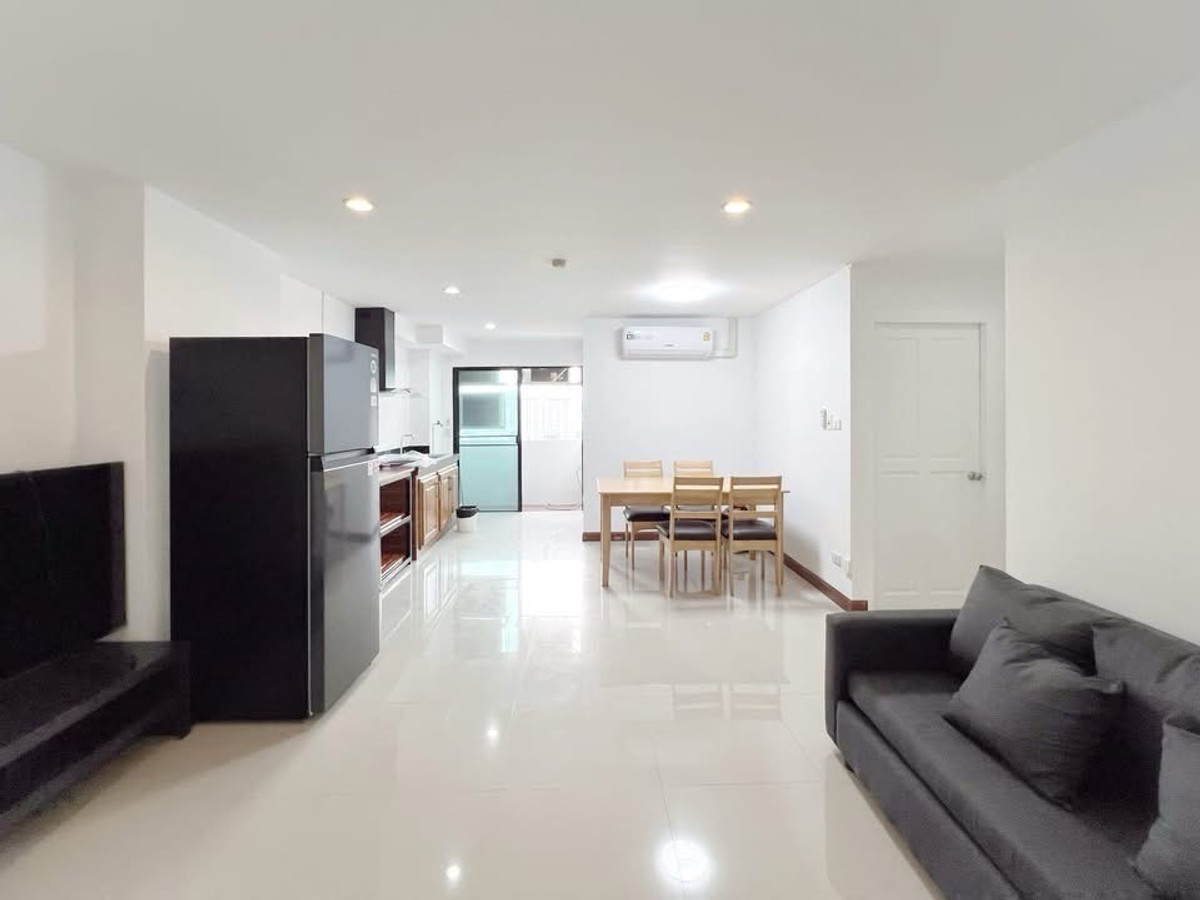 For RentCondoSathorn, Narathiwat : 🔥[ FOR RENT ] [ Sathorn Happy Land Tower ] | 2 Bedrooms, 1 Bathroom | Fully Furnished | Unblocked View | Prime Sathorn Area | Close to BTS Saint Louis & BRT Arkhan Songkhro | ONLY 17,000 THB/month! 👍 LC0085