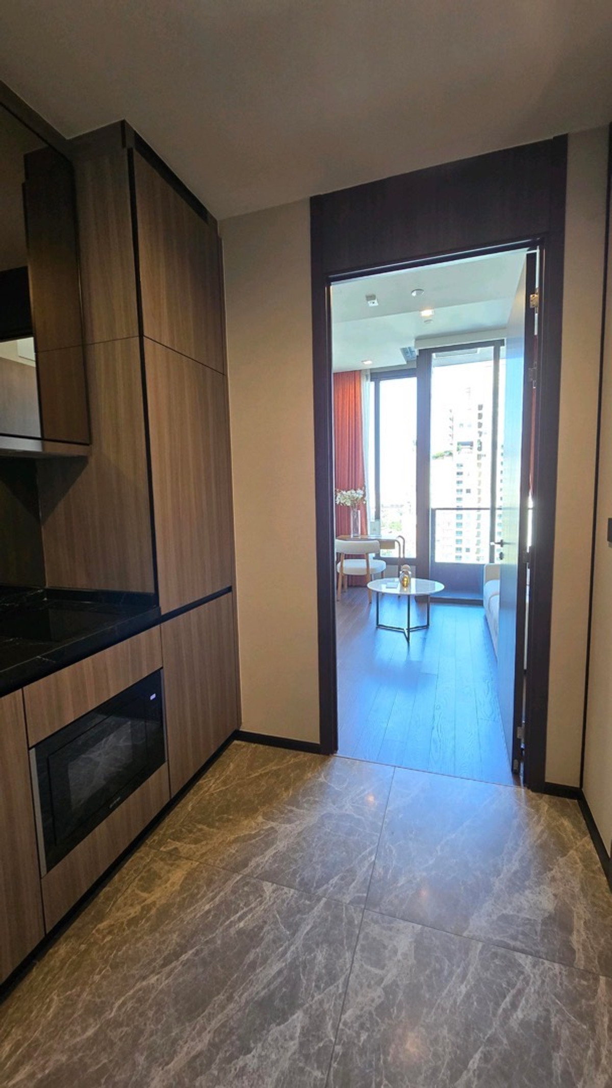 ให้เช่าคอนโดสุขุมวิท อโศก ทองหล่อ : AESTIQ Thonglor — Luxury Urban Pet-Friendly 🐶😸 @bhumdevelopment