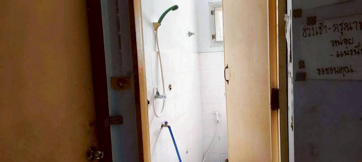 ขายอาคารพาณิชย์อารีย์ อนุสาวรีย์ : ขายอาคารพาณิชย์ 3 ชั้น ใจกลางพหลโยธินซอย1 มีผู้เช่าอยู่ เหมาะลงทุน - ค้าขาย  