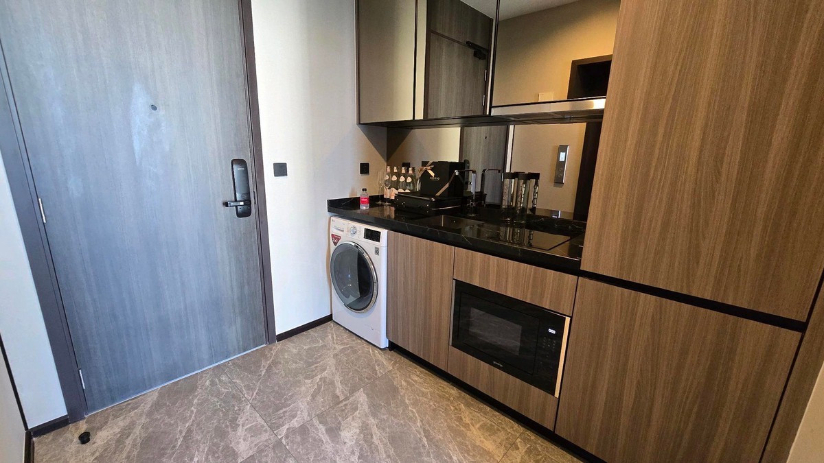 ให้เช่าคอนโดสุขุมวิท อโศก ทองหล่อ : AESTIQ Thonglor — Luxury Urban Pet-Friendly 🐶😸 @bhumdevelopment