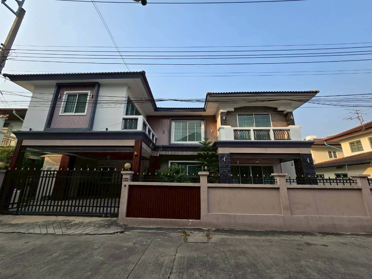 ให้เช่าบ้านโชคชัย4 ลาดพร้าว71 : เช่าบ้านเดี่ยว 2 ชั้น ทำเลดี หมู่บ้านอารียา นาคนิวาส ลาดพร้าว 71 ถนนลาดพร้าว แขวงลาดพร้าว เขตลาดพร้าว กรุงเทพมหานคร