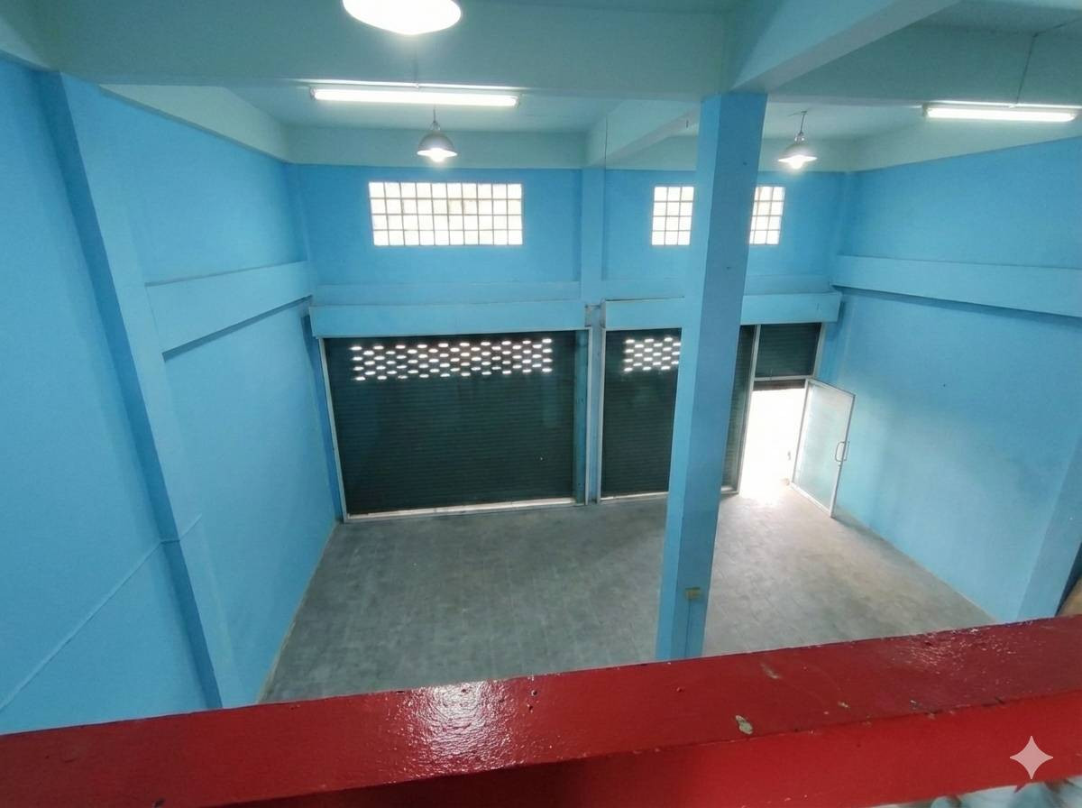 For SaleShop HouseChachoengsao : 95718 - Commercial building for sale, prime location, 4 floors, 2 units, hit through, in the heart of Phanom Sarakham - next to the main road, main business area of ​​Chachoengsao!