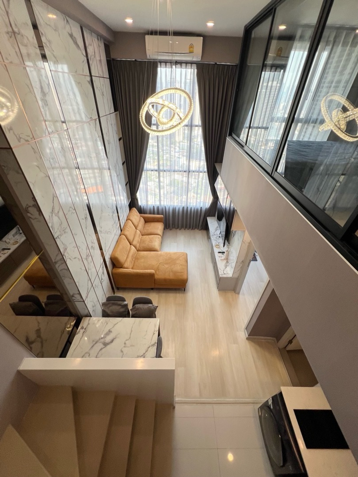 For RentCondoSathorn, Narathiwat : 🏙 [For Rent | Available for Viewing]
Duplex Condo for Rent at KnightsBridge Prime Sathorn, Fully furnished, ready to move in📍 Near BTS Chong Nonsi