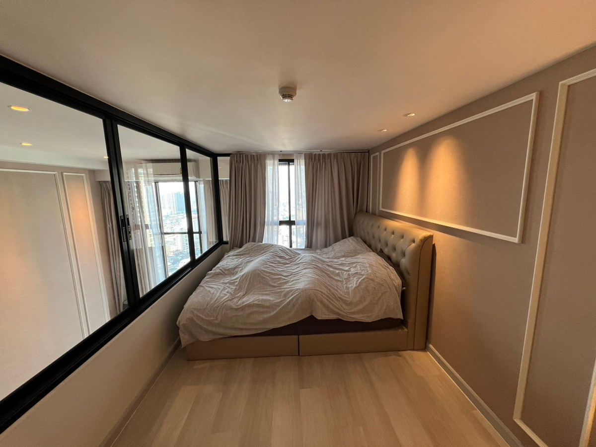 CondoSathorn, Narathiwat : 🏢 For Rent : Knightsbridge Prime Sathorn 🛏 Type: 1 bedroom, 1 bathroom 📏 Size: 44 sq m. 💰 Price: 32,000 baht/month (for sale 6.5 M) 📍 Location: city center, convenient travel.