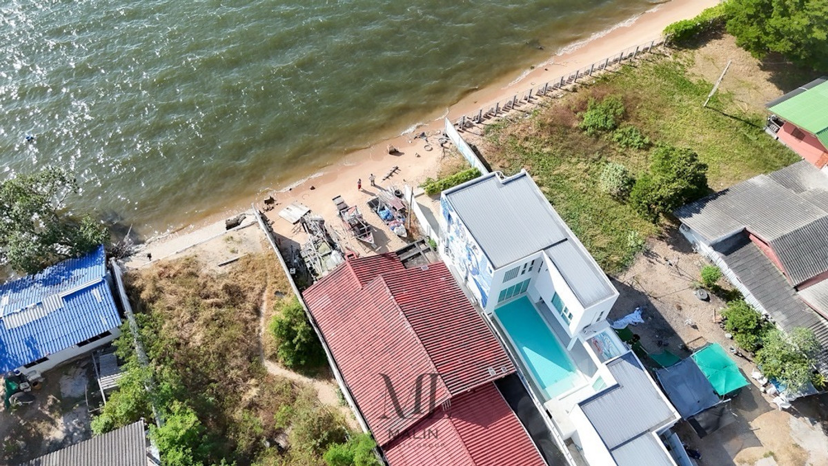 For SaleLandPattaya, Bangsaen, Chonburi : Land next to the sea, Bang Lamung, Pattaya.