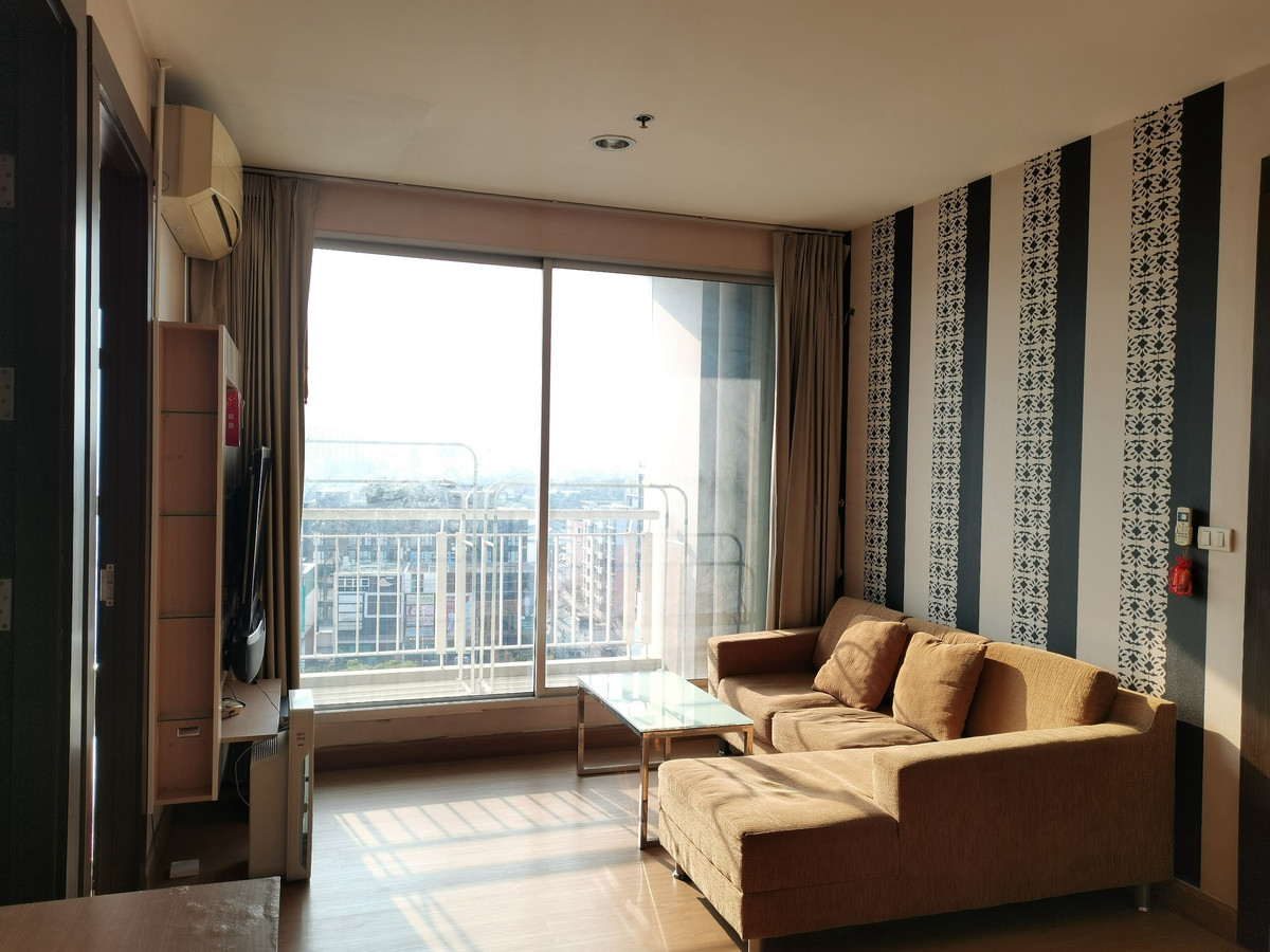 For RentCondoRatchadapisek, Huaikwang, Suttisan : (for rent) RHYTHM Ratchada next to MRT Ratchadaphisek.