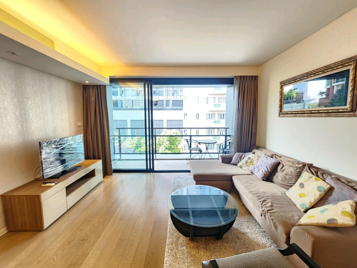 For RentCondoSukhumvit, Asoke, Thonglor : Mode Sukhumvit 61 Comfortable Two Bedroom Residence in Ekkamai
