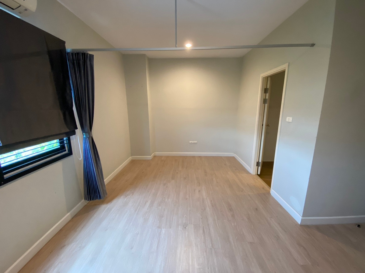 ขายทาวน์โฮมมีนบุรี-ร่มเกล้า : Nalin Grand Avenue Wongwean - Rama 9 / 3 ห้องนอน (ขาย), นลิน แกรนด์ อเวนิว วงแหวน - พระราม 9 / 3 Bedrooms (FOR SALE) AA606