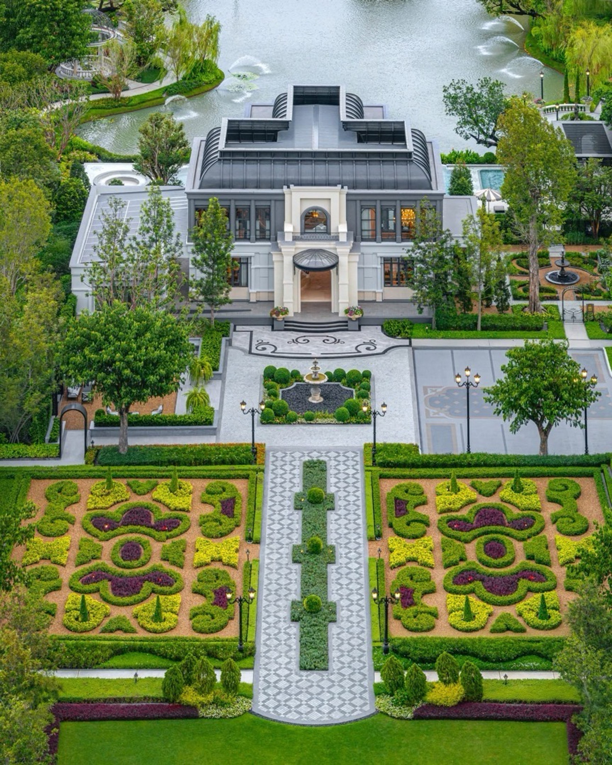 For SaleHousePattanakan, Srinakarin : ✅✅VVIP Narasiri Victoire Krungthep Kitha size 453 Sq.m 4 bed 5 bath starting at 65 million baht | 🏆⭐️Private Appointment 086-795-9997