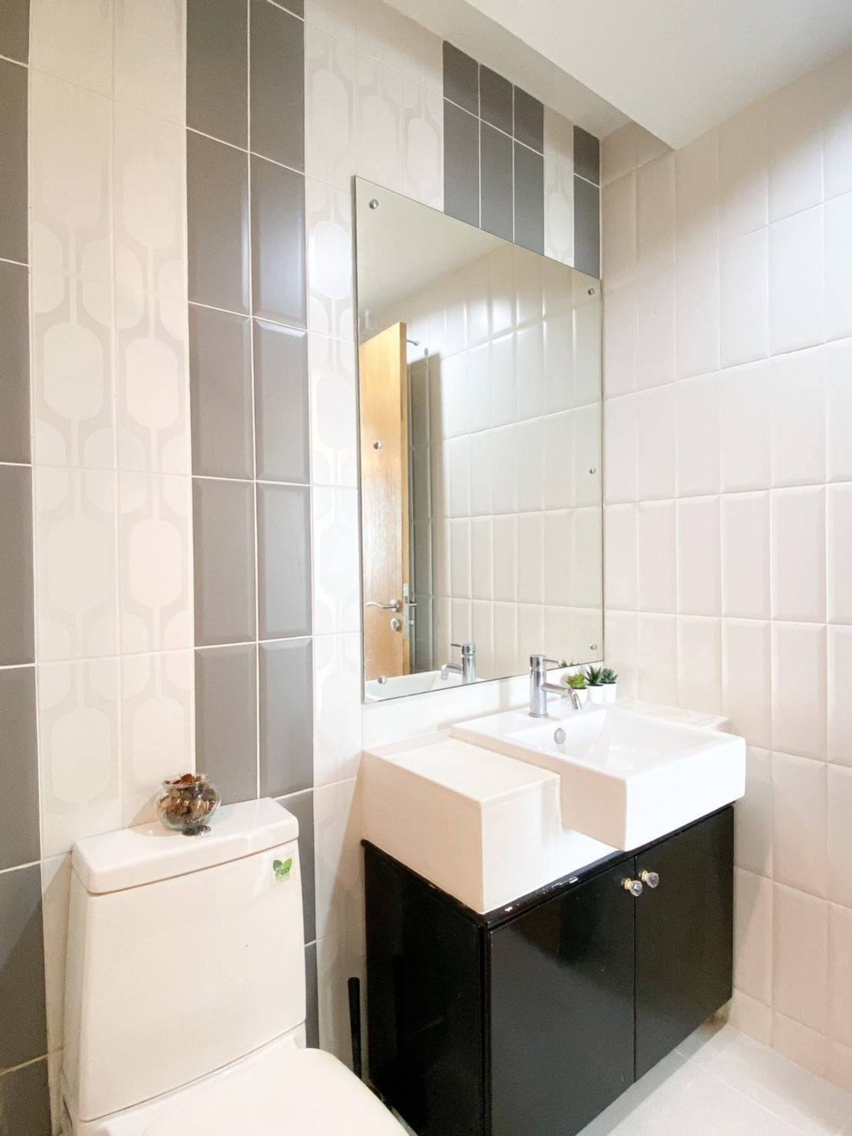 ขายคอนโดพระราม 9 เพชรบุรีตัดใหม่ RCA : ขายคอนโด Circle Condominium ราคา 4,400,000 บาท [NCs260115]