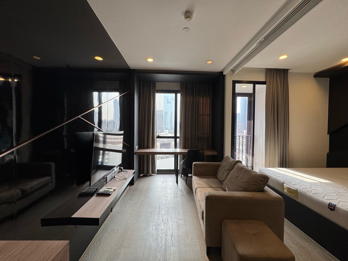 For RentCondoSiam Paragon ,Chulalongkorn,Samyan : Ashton Chula 1Bed 32Sq.m. 25k/m
contact 0646428664 (Phat) /0946242014 (Nui)