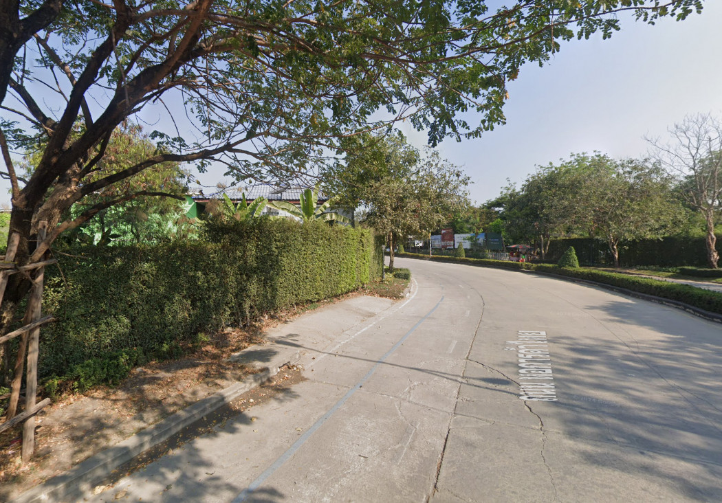 For SaleLandNonthaburi, Bang Yai, Bangbuathong : Land for sale on Thai Chamber of Commerce Road, 747 sq.wa, only 150 m from Chaiyapruek Road. DD