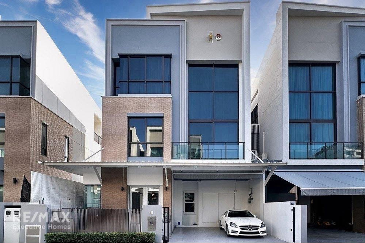 For SaleTownhomePattanakan, Srinakarin : 𝐅𝐨𝐫 𝐒𝐀𝐋𝐄 Semi Detached House at Estara Haven Phatthanakan 20